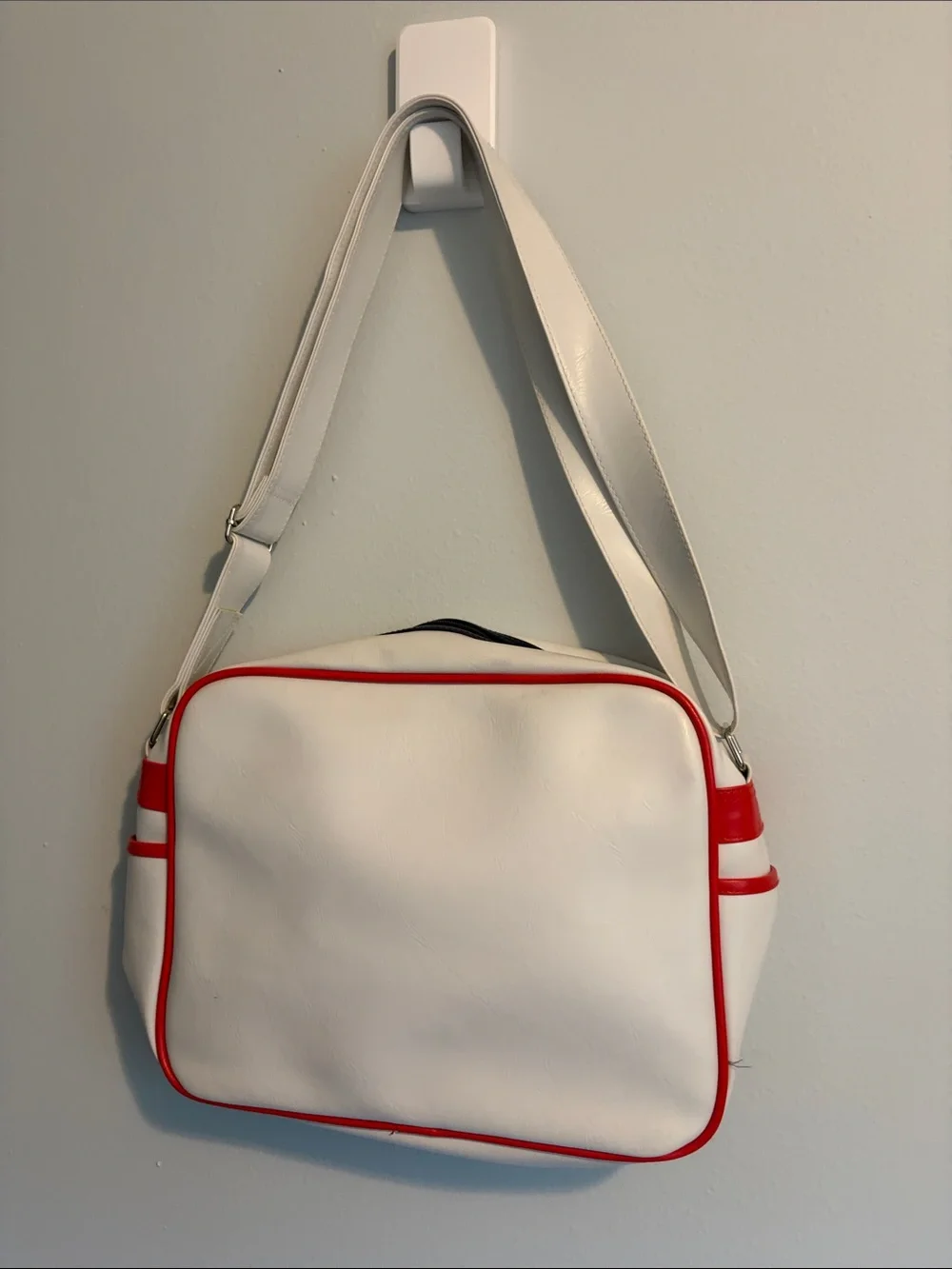Gola White and Red Retro Messenger Bag